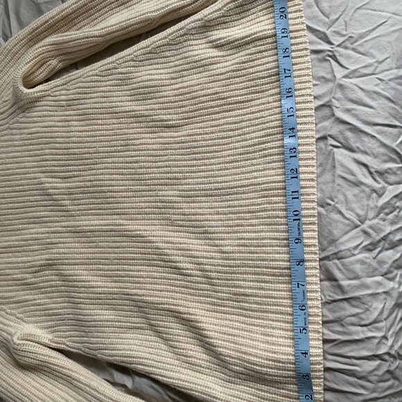 Beautiful THEORY Cashmere & Wool Blend Sweater Size Small - Picture 7 of 8